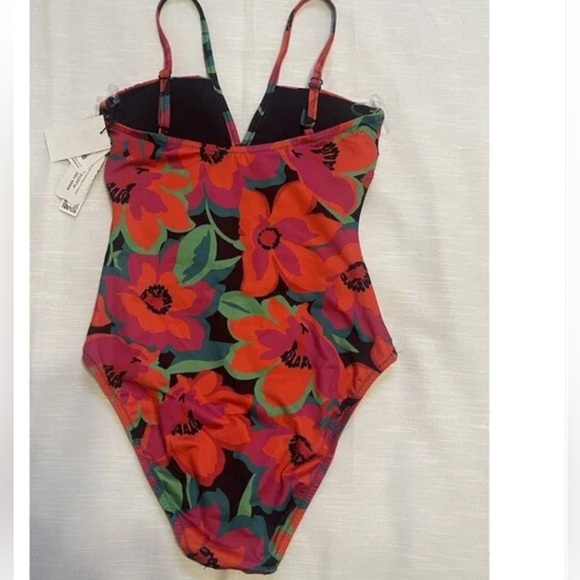 Women's Printed Gardener Shirred-Front One-Piece Swimsuit - Picture 4 of 6